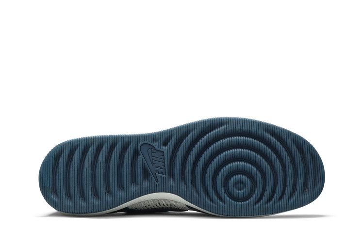 Nike Dunk Low Flyknit College Navy Pure Platinum