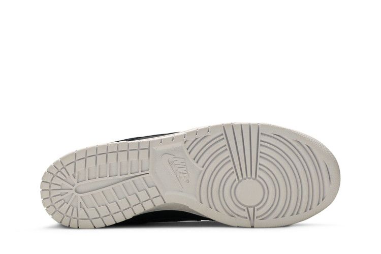 Nike Dunk Low Black/Black-White