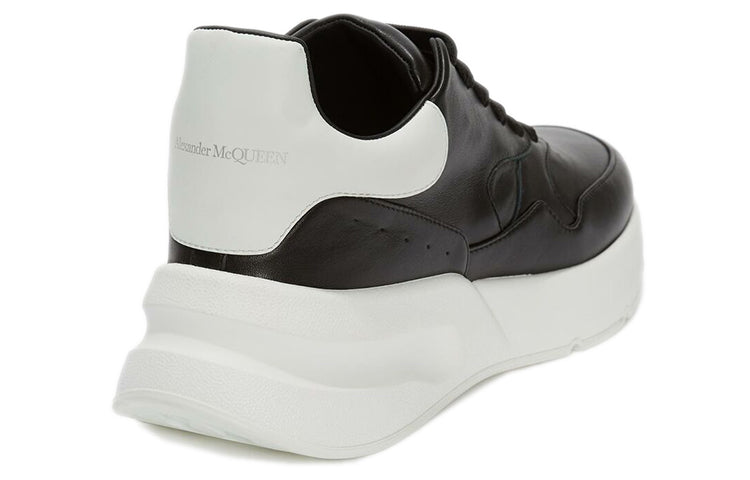 Alexander McQueen Oversized Runner 'Black White' 575425WHRU31070 #