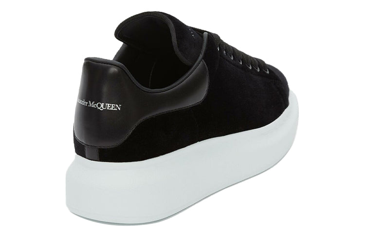 (WMNS) Alexander McQueen Oversized Sneaker 'Smooth Black' 553775W4FKT1000 #