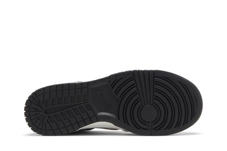 Nike Dunk Mid Canvas Panda