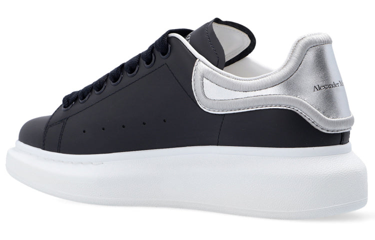 (WMNS) Alexander McQueen Larry Oversized Sneakers 'Black White' 685666WIBN64063 #