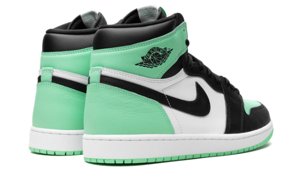Air Jordan 1 Retro High OG 'Green Glow' Sneaker